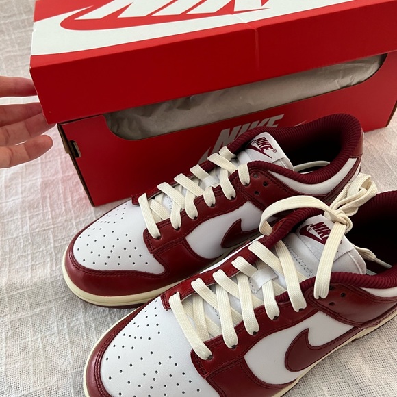 NEW! NIKE DUNK Low Premium women’s dunks • team red/coconut milk/white | SIZE W8 - Picture 14 of 15